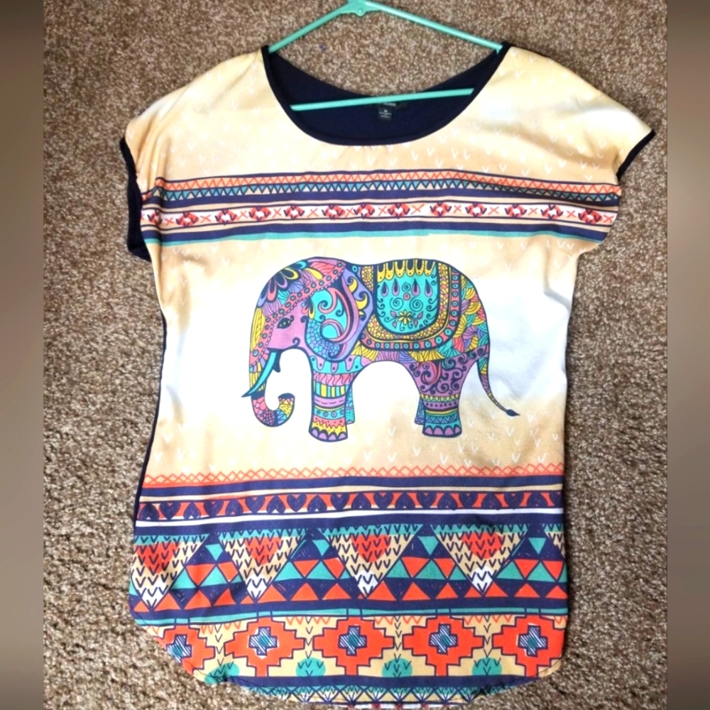 Espresso Elephant Tribal Print Blouse/Size Medium